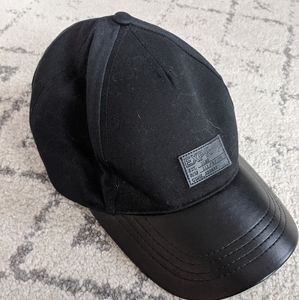 Express hat